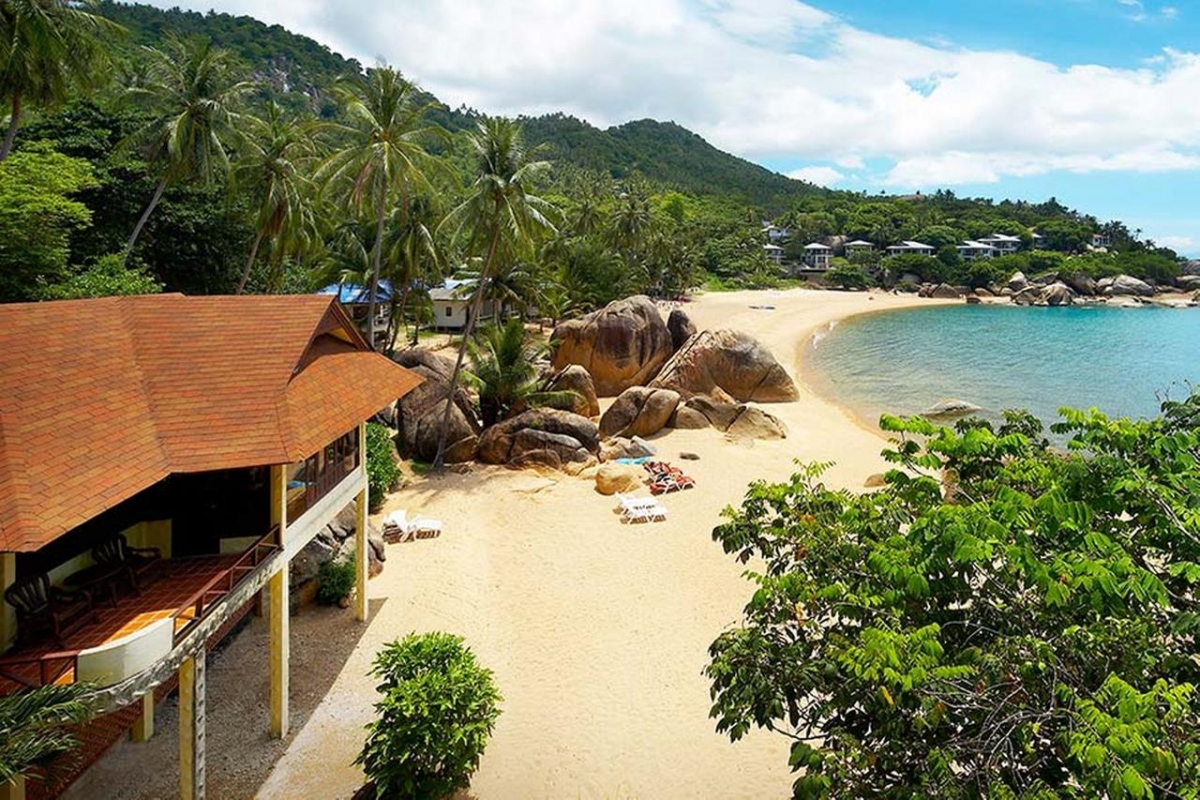 Coral Cliff Beach Resort (ex. Coral Cove Chalet)